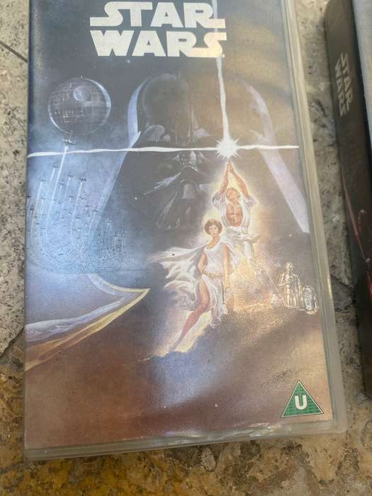 Star Wars the phantom menace and Star Wars remastered vhs pair
