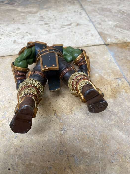 Vintage Thrall blizzard Warcraft 2002 action figure