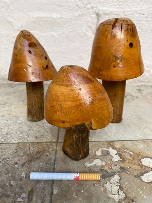 Wood mushrooms sculpture set of 3 folk art