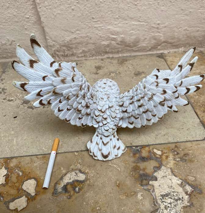 Rubber owl bird ornament decor display indoor / outdoor