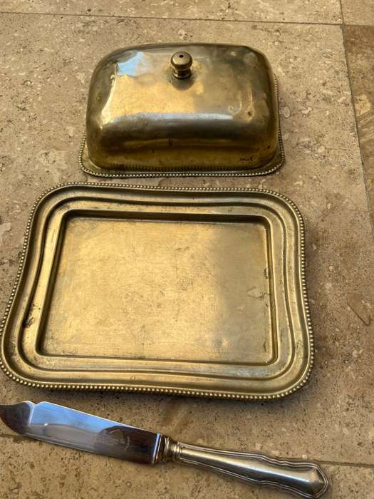Vintage butter dish silver plate with butter knife Harrison Bros & Howson