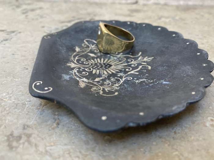 Antique vintage silver ring footed dish Indian Bidri art work inlaid silver on pewter