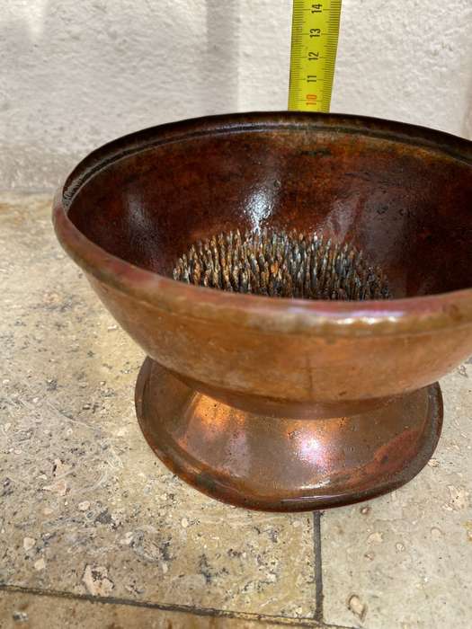 Vintage frog round lead 10 cm vintage copper vase pair