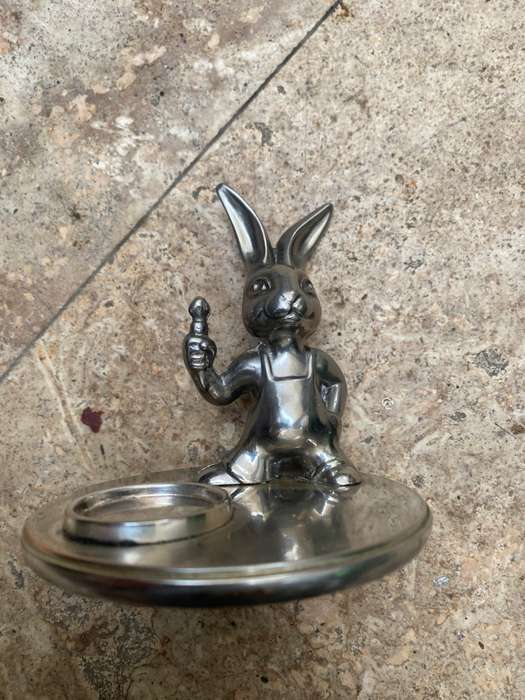 Vintage rabbit bunny ring holder metal 1970