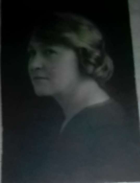 Sterling silver mounted frame, photo of lady