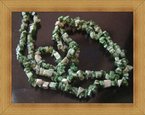 Mariposite Gemstone Chips(90cm Strand)