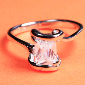 Solid 925 Sterling Silver & CZ ring size 7# + 3.68g