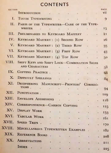 Teach Yourself Typewriting by Pitman`s College, first print October 1946