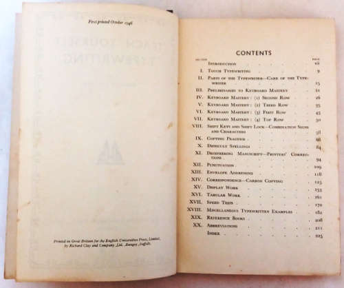 Teach Yourself Typewriting by Pitman`s College, first print October 1946