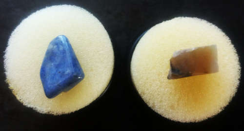 9 tiny and small mixed lot of semi-precious gemstones in 8 round display boxes