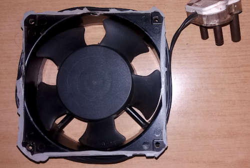 Sunon DP201A P/N 2123HST 220V-240V 120mm x 120mm x 38mm  0.125A  19/20W cooling fan