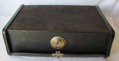 Vintage 1960`s Large Genuine Leather Jewelry Box