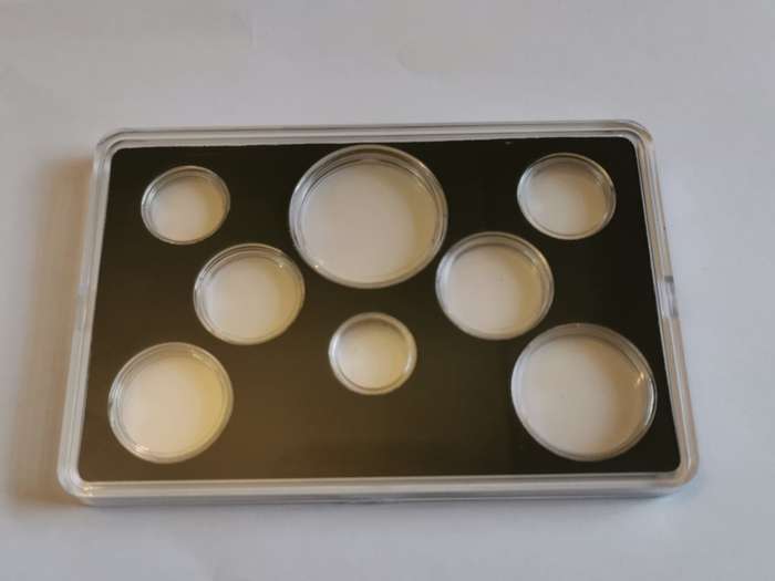 Coin Collection Box, Nickel R1 to 1/2c.