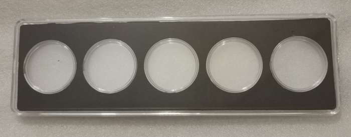 Coin display box. (39mm Coin Capsule x 5)