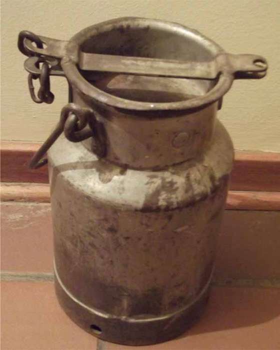 Antique Milk Can 1.5 Gallon