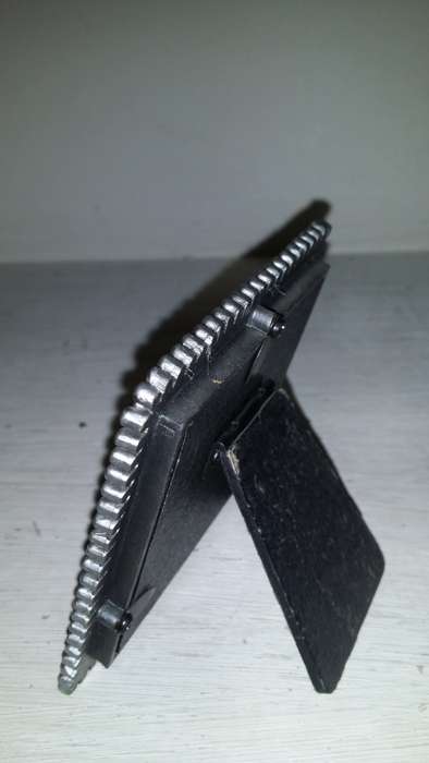 METAL PHOTO FRAME 10 X 10 CM