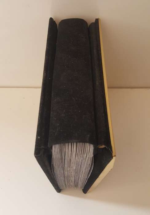 PHOTO ALBUM