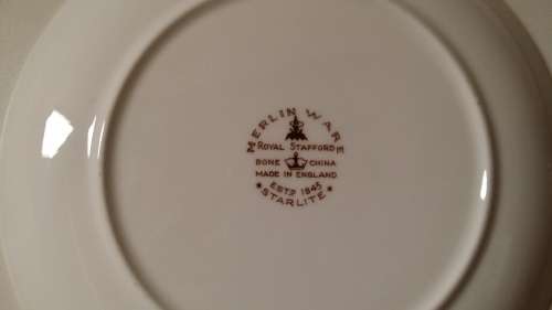 Six  Vintage Royal Stafford Starlite Cake / Side Plates 16 cm