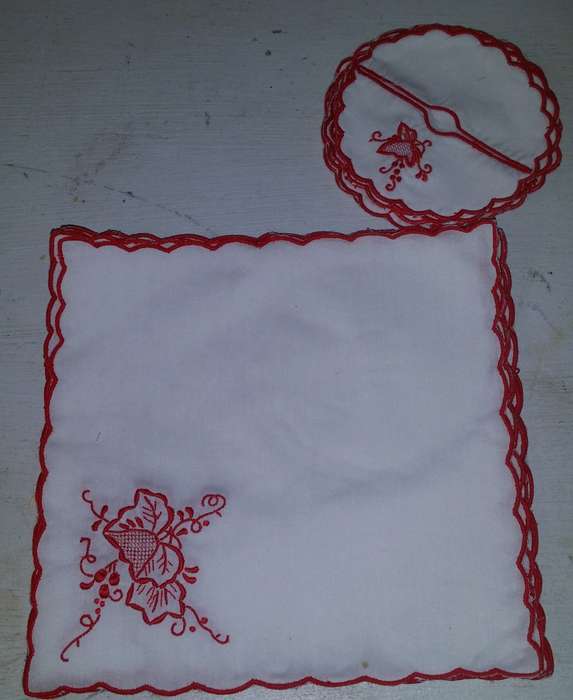 table cloth : 24 piece , Hand Embroidery 12 Square Napkins 15 cm ,   and 12 Round , 8 cm Coasters