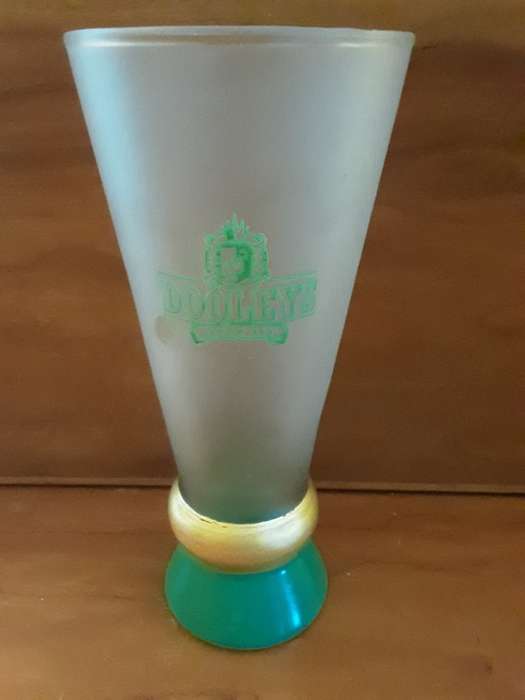 Dooley`s Beer Glass    - 17  cm