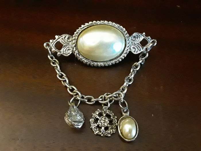 Brooch