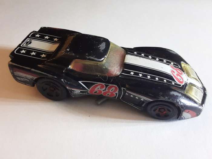 Hotwheels TM GM 2012 Mattel 1186 MJ