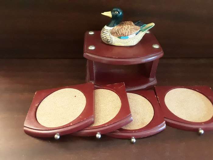 Wood and cork Coaster set with Duck