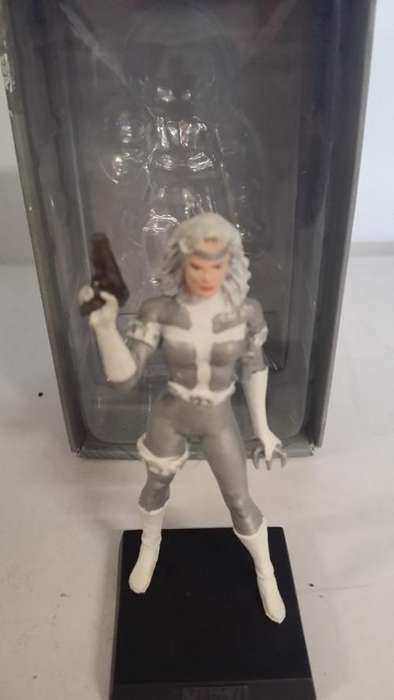 MARVEL FIGURINE SILVER SABLE