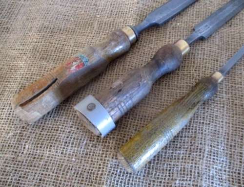 We Are Real Vintage.... 3x Carpenters Chisels  1x Wooden Mallet  1x Carpenters Square