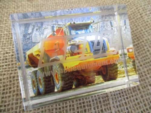 Highly Collectable 1:50 Scale Norscot Die Cast Bell B50D Articulated Truck & Bell Paperweight  MIB