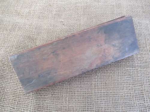 Vintage Smith`s `The Symbol Of Sharpening` Double Sided Sharpening Stone In Wooden Holder