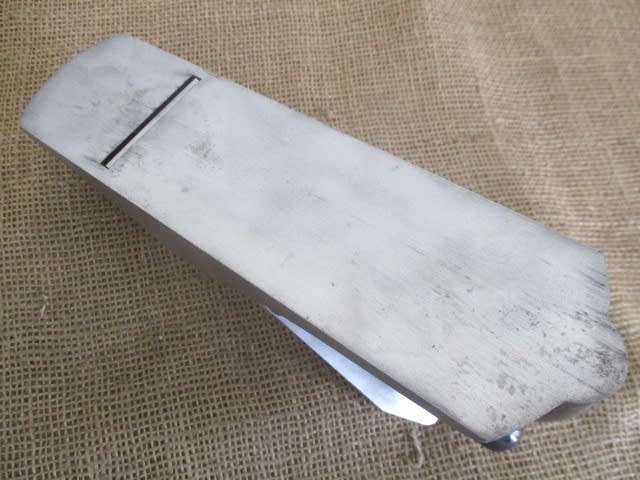 A Real Old Stalwart....This Neat Vintage Stanley Bailey No 4 Hand Plane        Made In England