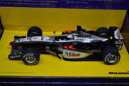 Scalextric Sport C2262 McLaren Mercedes MP4-16 No. 3 Mika Hakkinen *BNIB*