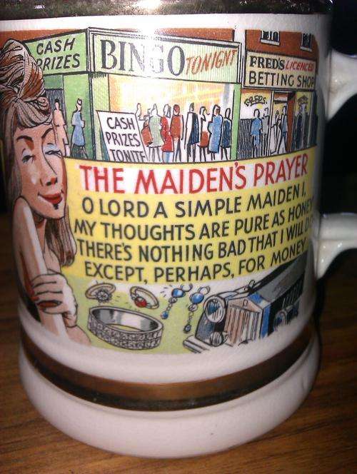 PRINCE WILLIAM WARRANTED 22CAROT GOLD MUG