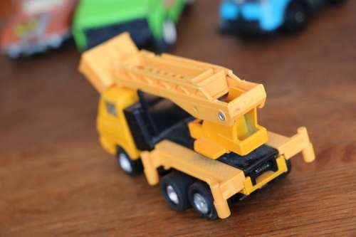 HONG KONG Diecast Model Car - ISUZU Truck (1:70)
