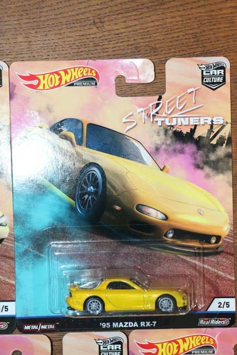HOT WHEELS Car Culture Real Riders Diecast Model Car Set - Street Tuners