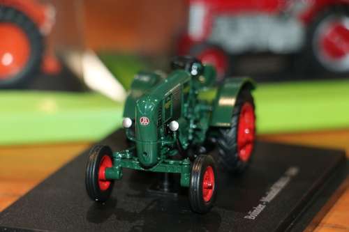 Hachette Diecast Tractor Models - Bolinder - Munktell BM10 - 1949