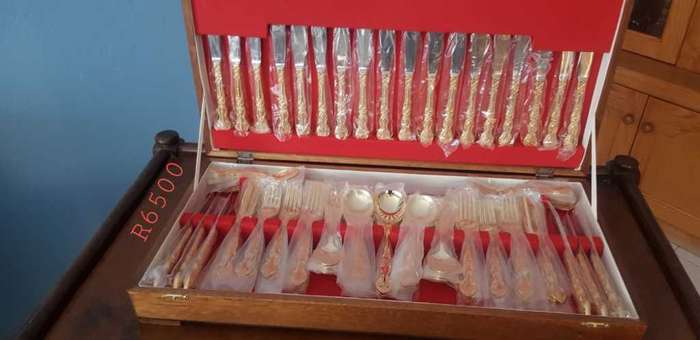 Stainless steel & Gold Plated Cutlery set