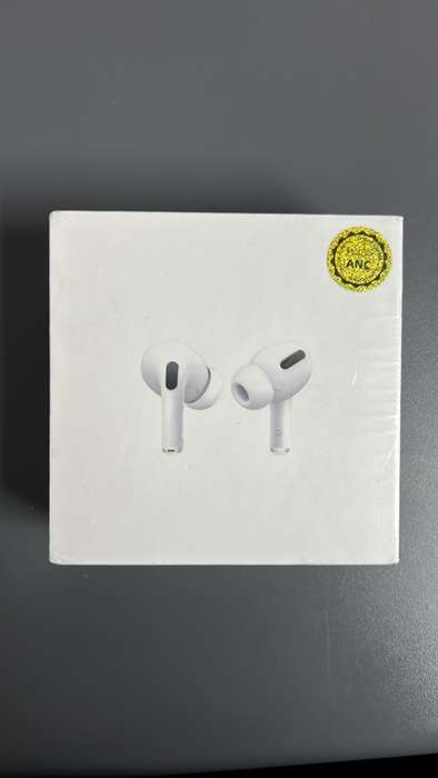 Apple AirPods Pro (1st Gen)