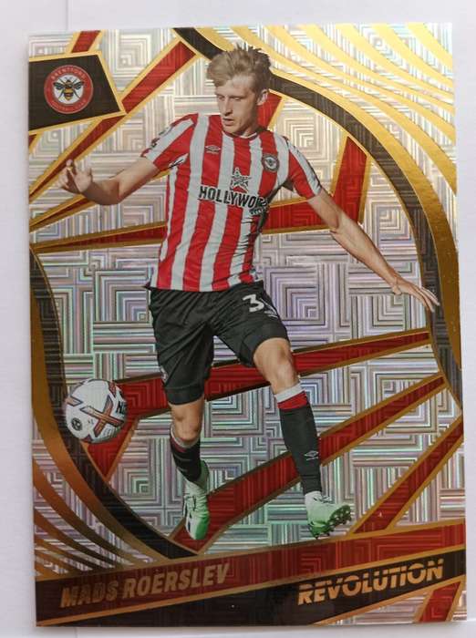 MADS ROERSLEV (Brentford) - PANINI P/League Revolution 2023 - `INFINITE`INSERT TRADING CARD 47