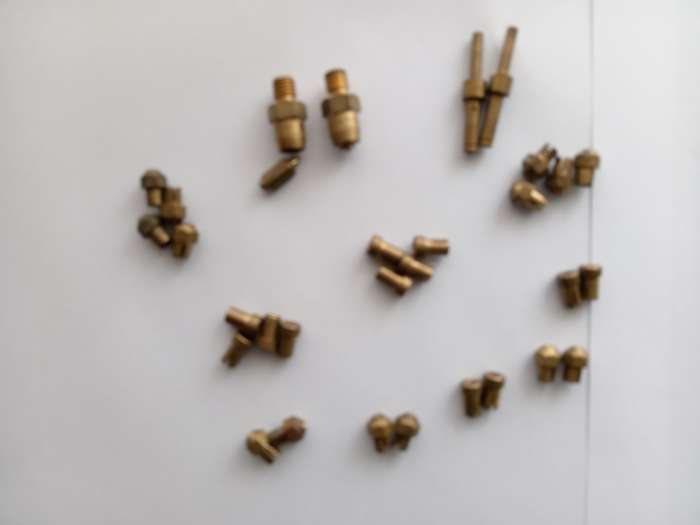 WEBBER SIDEDRAUGHT CARBURETOR SPARES - BIG JOB LOT of JETS ETC FOR WEBBER SIDEDRAUGHT