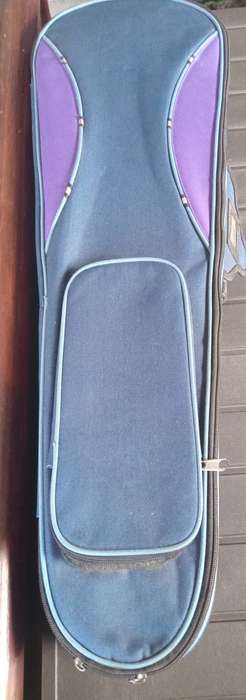 Stentor I violin 4/4 with Metronome/tuner