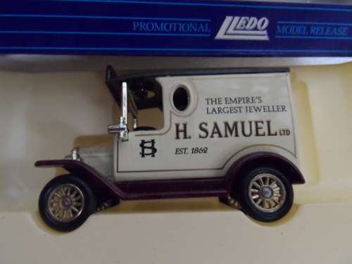 LLEDO CLOSED VAN , H SAMUEL[M8]