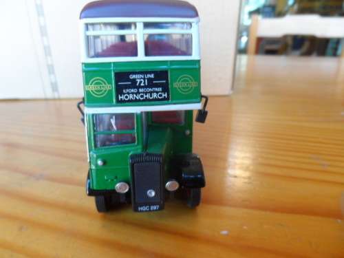 CORGI GREEN LINE LONDON TRANSPORT DAIMLER CV UTILITY BUS [M20]
