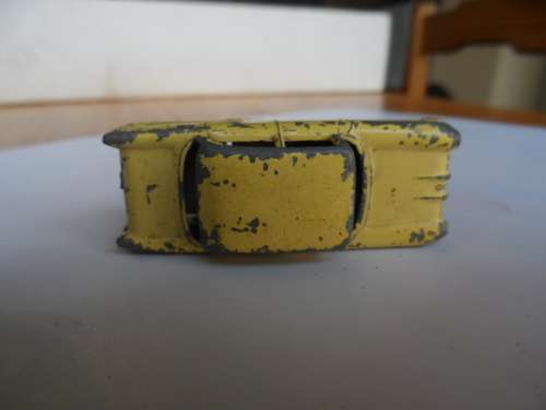 Matchbox Lesney no. 45 Yellow Vauxhall Victor Gray Wheels-