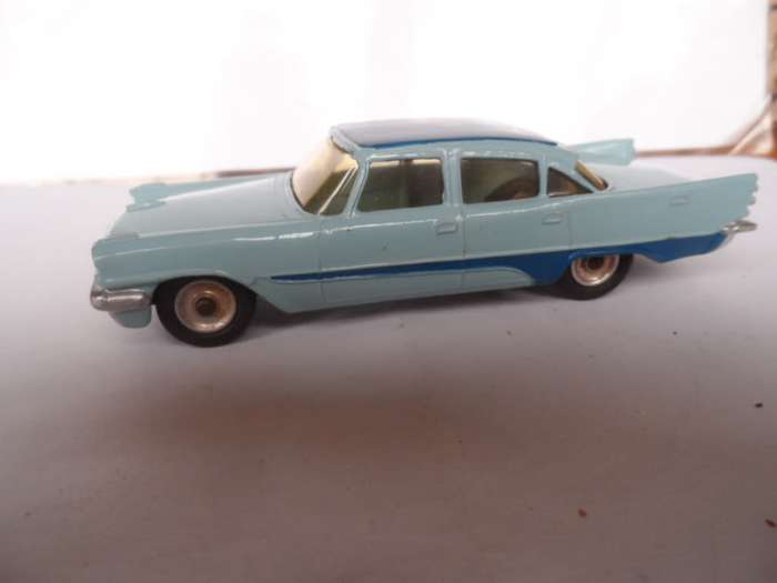Dinky toys/Meccano DeSoto Fireflite Sedan No 192 , restored  [d24]