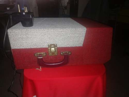 Gallo protable Radio and Record Player (Teppaz) in good working order (AC/DC conversion done)