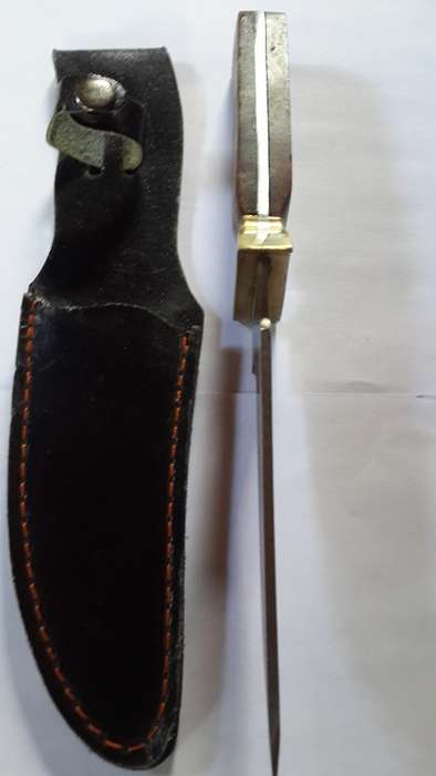 Old Hand made fixed Blade Knife, PLUS 3 Old Pocket Knives-Collectable