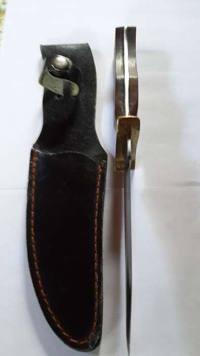 Old Hand made fixed Blade Knife, PLUS 3 Old Pocket Knives-Collectable