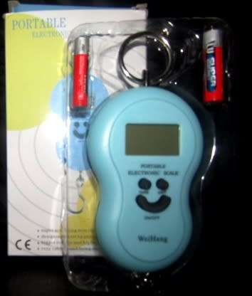 Don`t get caught with overweight luggage charges when travelling by air Digital Luggage scale
